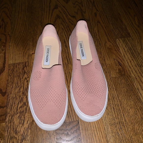 Shoes - Steve Madden slip ons Shoes - Steve Madden slip ons